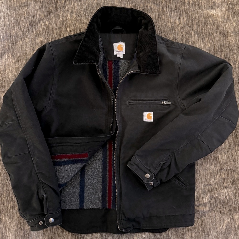 Carhartt Detroit Jacket with Hood!